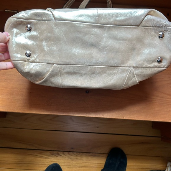 Coach leather handbag. - Picture 5 of 6